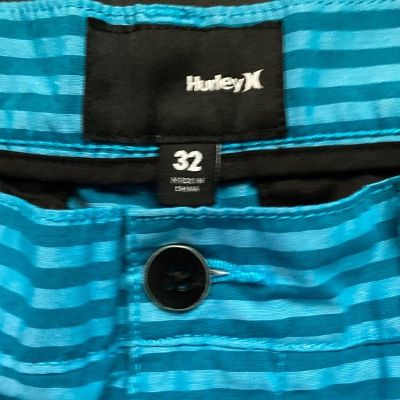 Hurley stripped board shorts - Picture 3 of 5
